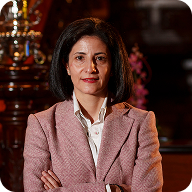 Estefanía Mirpuri